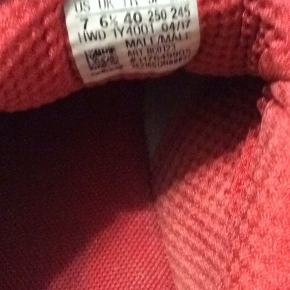 ADIDAS - Picture 4 of 5